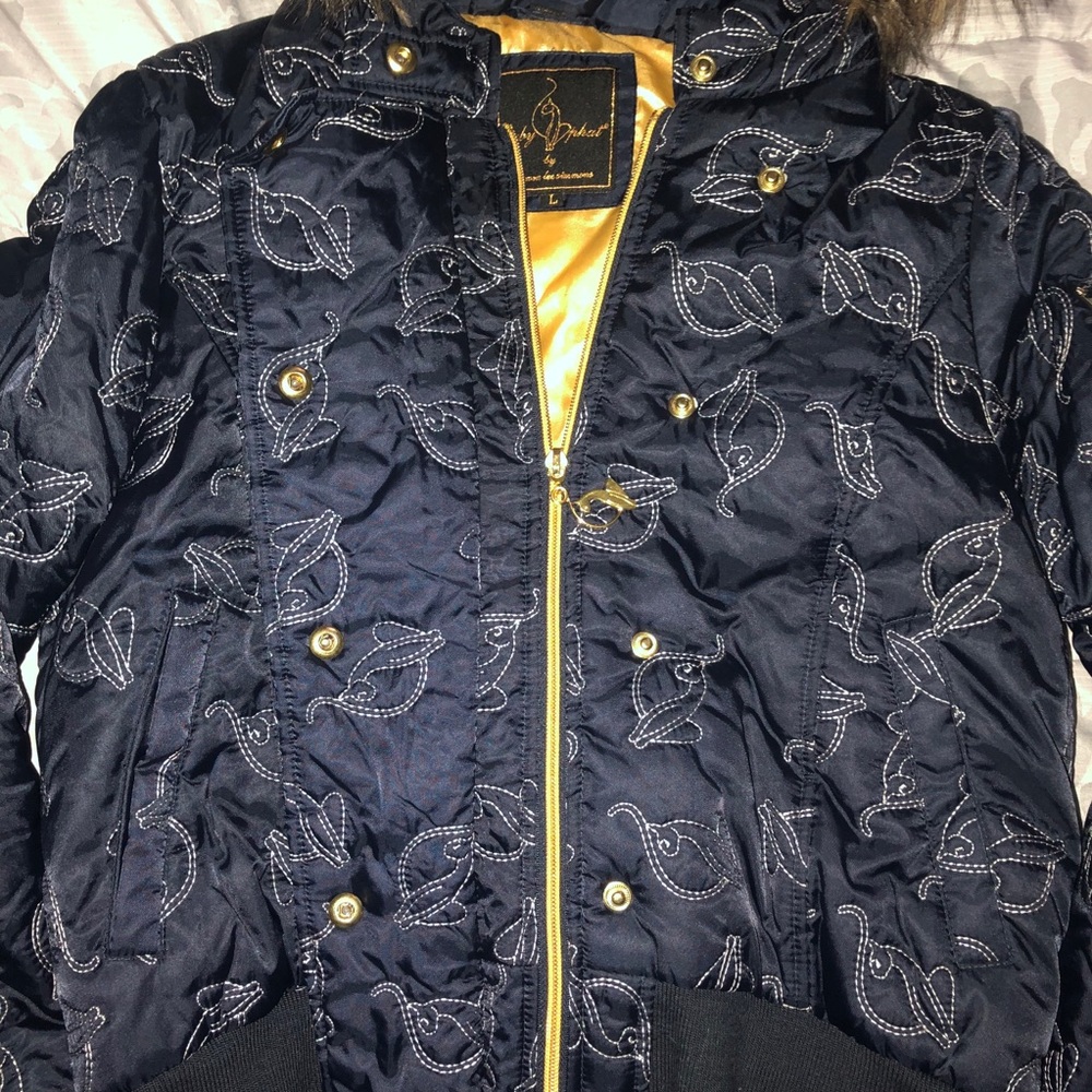 Navy blue puffer jacket